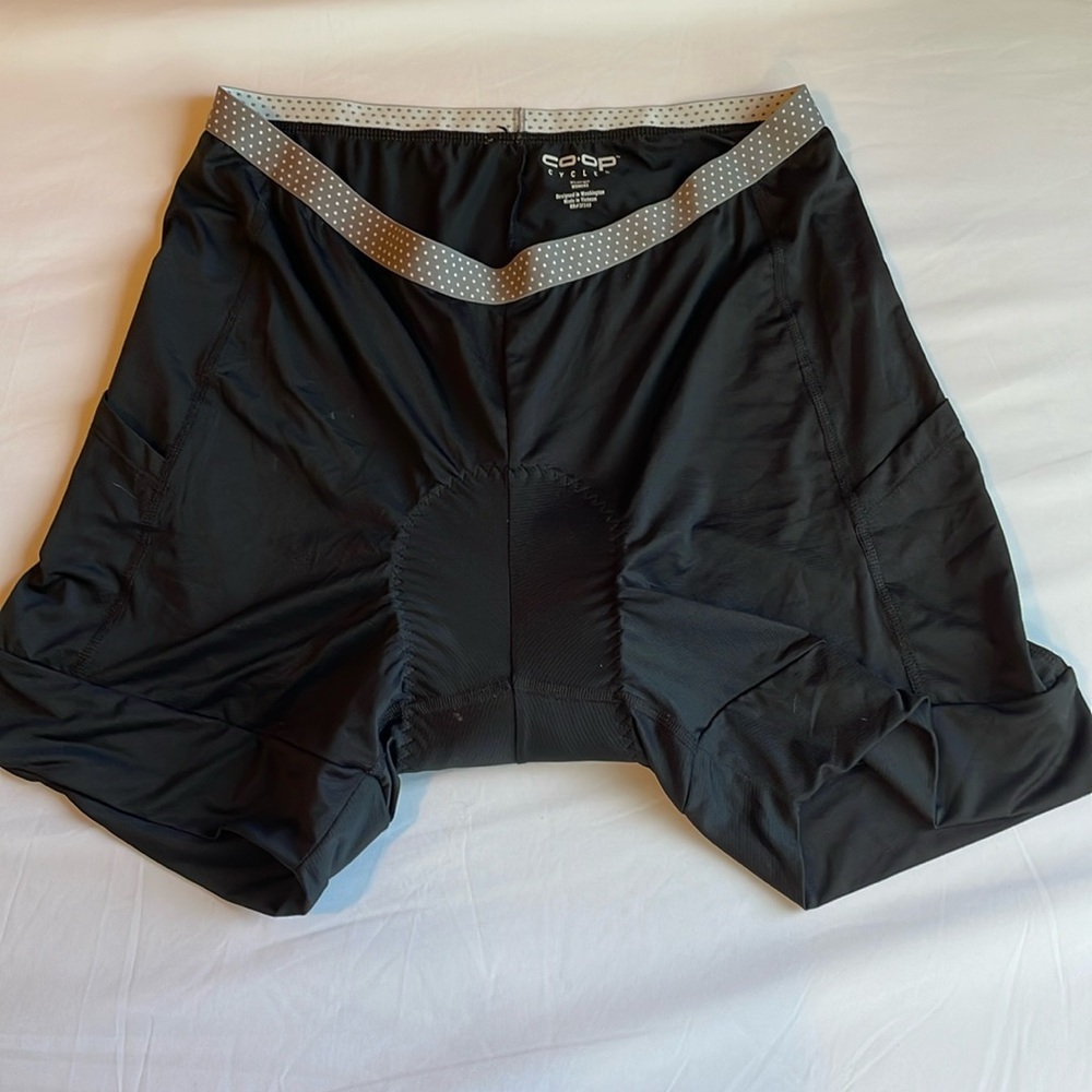 REI Co-op Cycles bike shorts sz XL